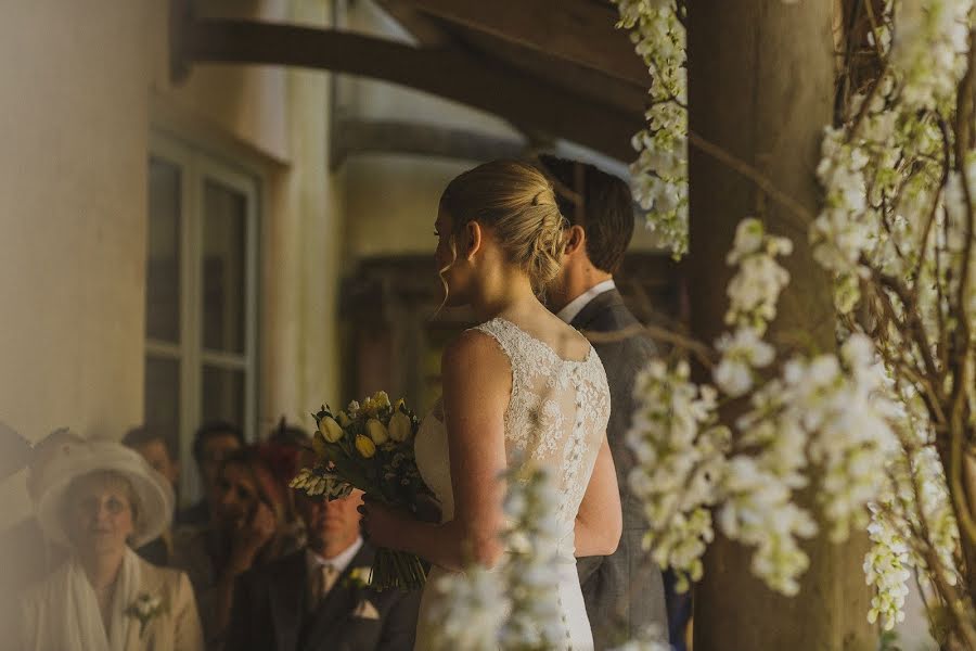 Fotografo di matrimoni Christopher Ian (christopherian). Foto del 2 luglio 2019