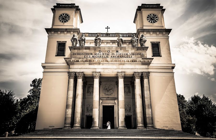 Fotografo di matrimoni Gabriella Hidvégi (gabriellahidveg). Foto del 16 luglio 2014