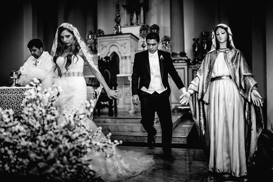 Fotografo di matrimoni Mike Rodriguez (mikerodriguez). Foto del 29 maggio 2015