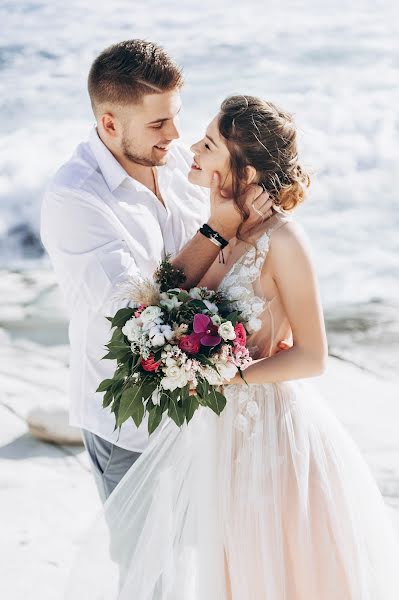 Fotografo di matrimoni Anna Gomenyuk (annagomeniuk). Foto del 6 aprile 2019