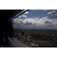 #thepenthouse #haagsetoren #thehaguetower #denhaag #beautifulcity #denhaagtogo #thehague #laia #netherlands #nederland #olanda #amazing #building #landscape  #nofilter #thisisthehag #wonderful_holland #42floors #window   di 