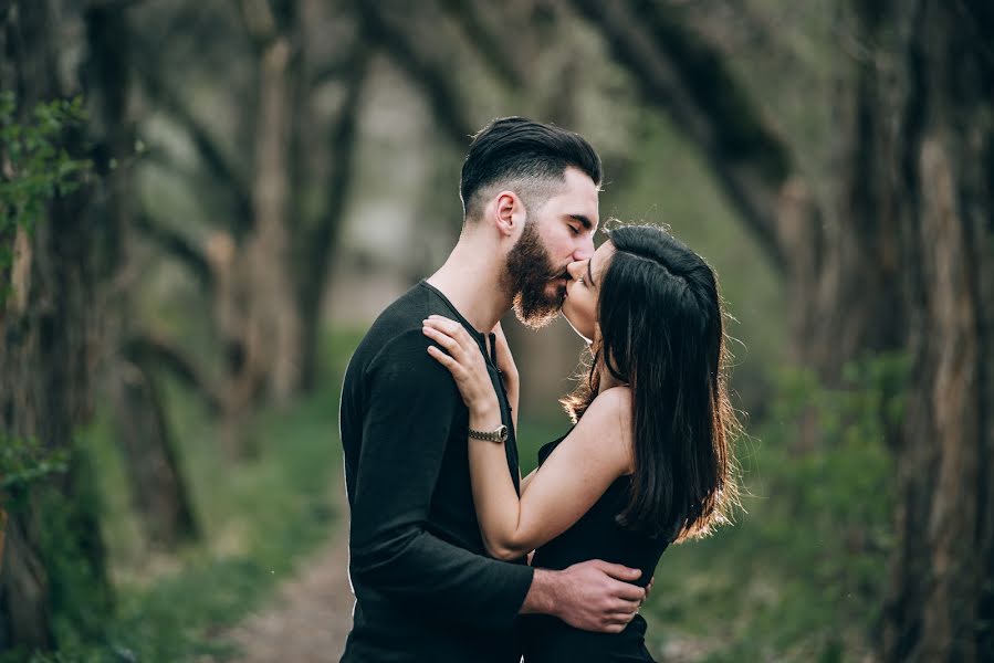 Fotógrafo de casamento Minas Kazaryan (mgphotographer). Foto de 7 de abril 2018