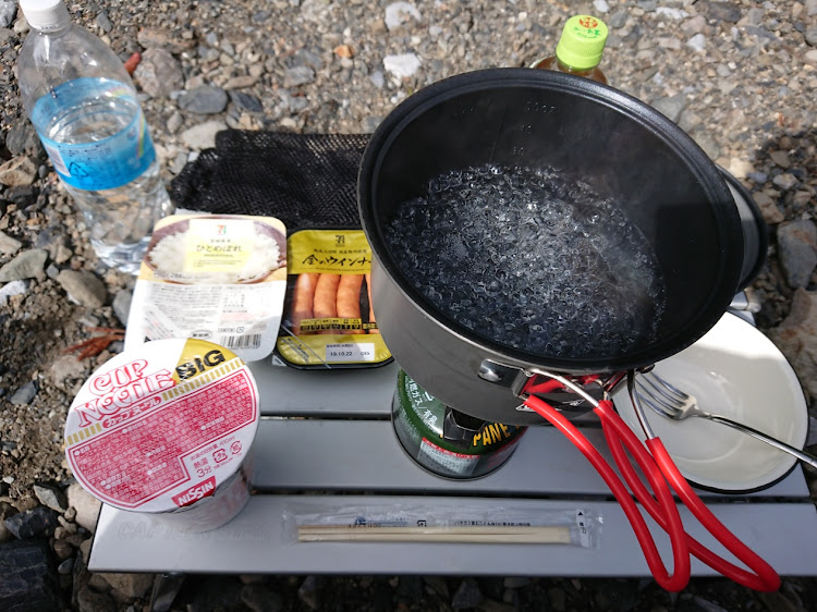 エクストレイルの山へお昼ご飯にに関するカスタム事例の投稿画像3枚目