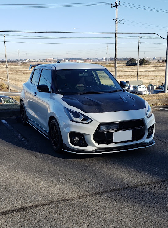 スイフトスポーツの今年もよろしくお願いします・クルマ好きと繋がりたいに関するカスタム事例の投稿画像1枚目