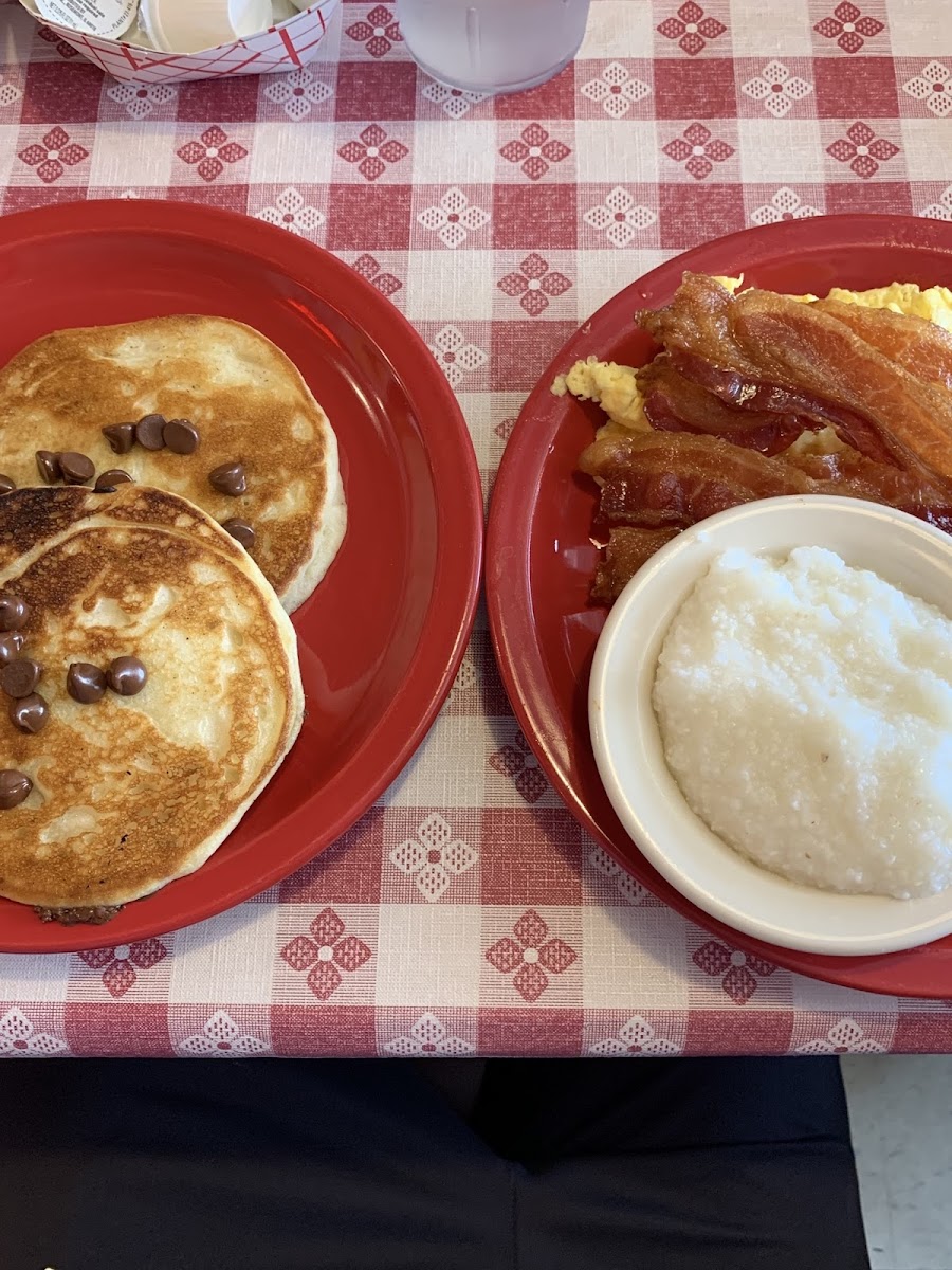 Gluten-Free Pancakes at Barry's Cafe