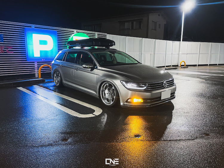 パサートヴァリアントのフォルクスワーゲン・VW・欧州車・コンビニに関するカスタム事例の投稿画像1枚目