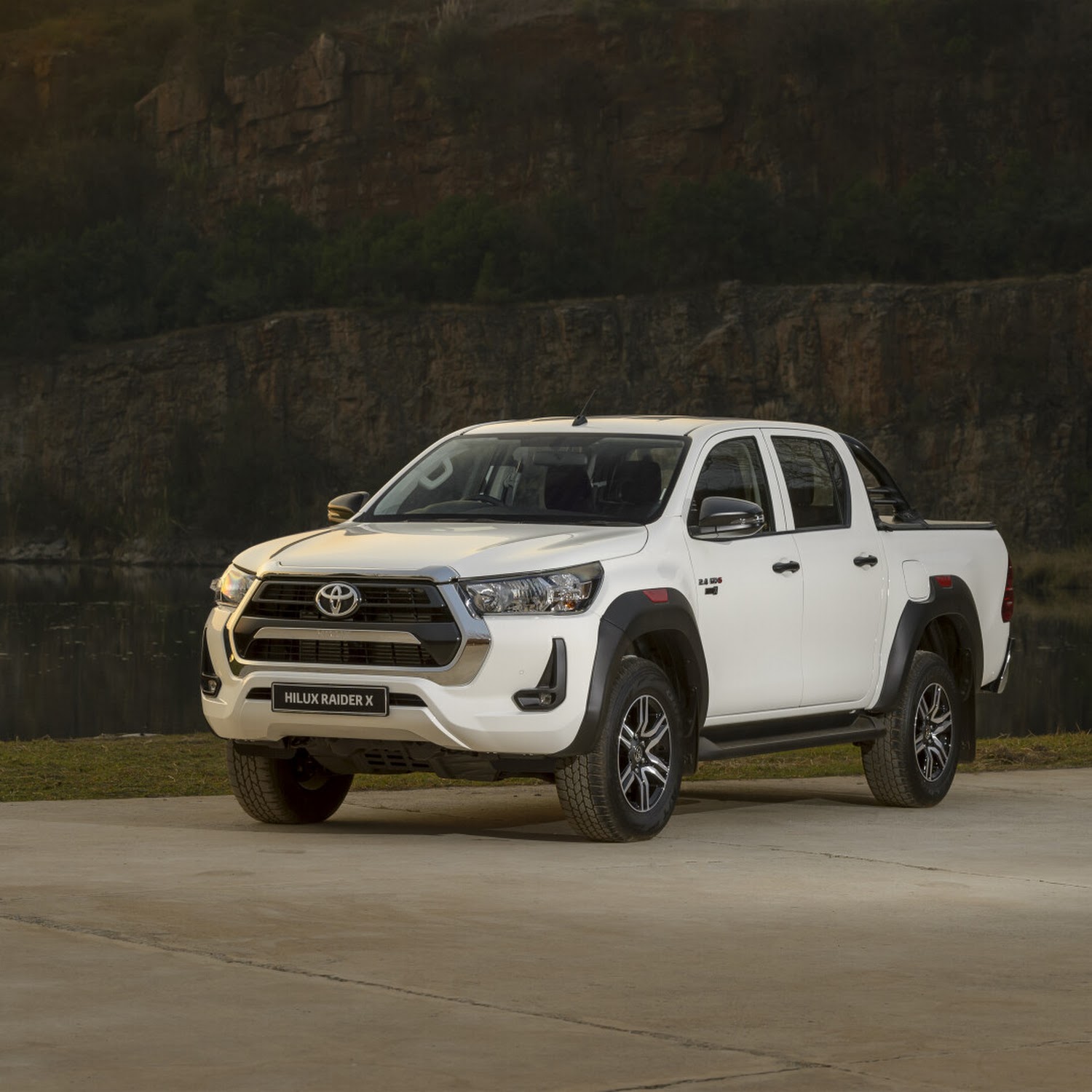 LONG-TERM UPDATE 1  Toyota Hilux Raider X joins our fleet