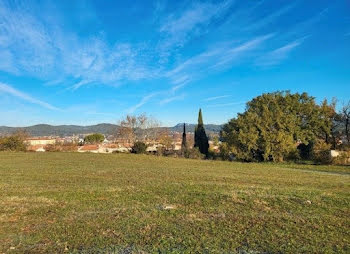 terrain à Brignoles (83)