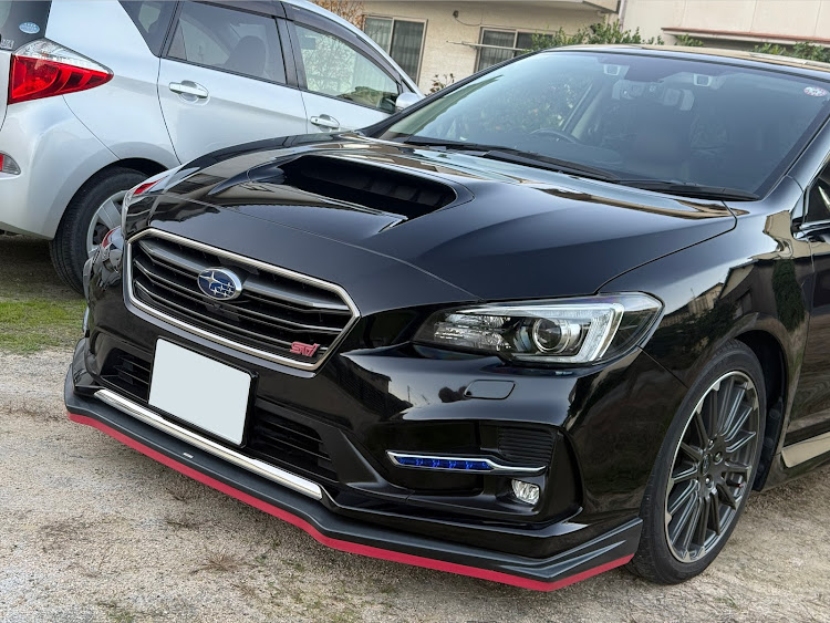 レヴォーグの乗ってる車の長所と短所に関するカスタム事例の投稿画像2枚目