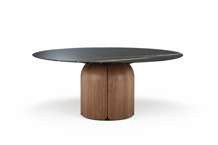 Bloom dining table.
