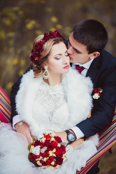 Fotografo di matrimoni Oksana Martynova (oksanamartynova). Foto del 4 maggio 2017