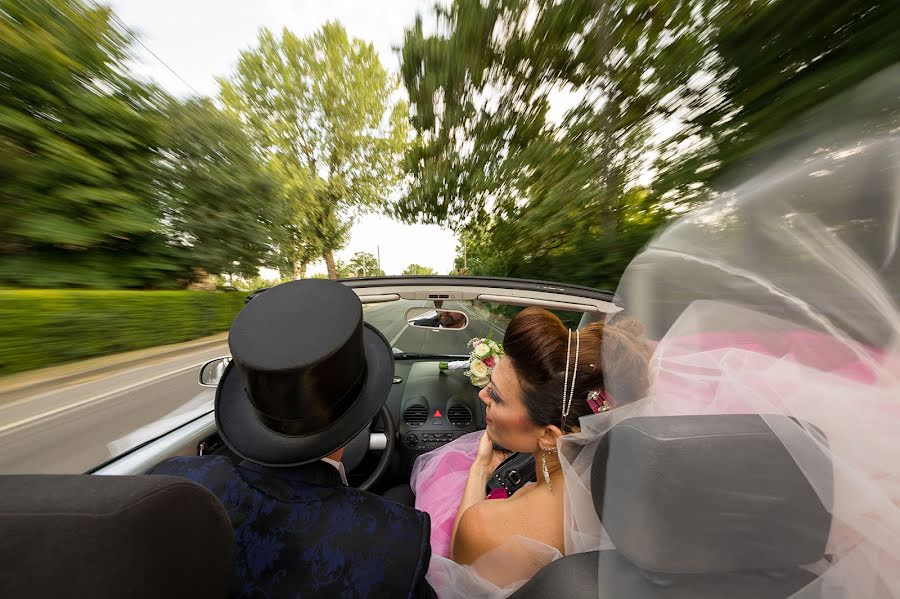 Fotógrafo de casamento Valeria Gelosini (lalla). Foto de 14 de novembro 2023