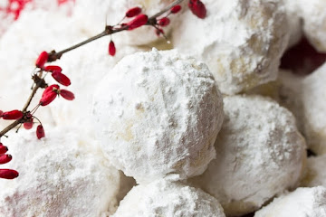 Vegan Snowball Cookies