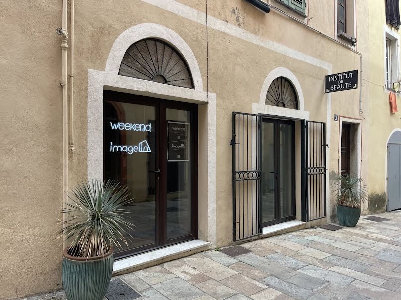 Location  locaux professionnels 2 pièces 50 m² à Bastia (20200), 1 040 €