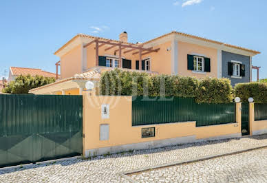 Maison avec jardin et terrasse 16