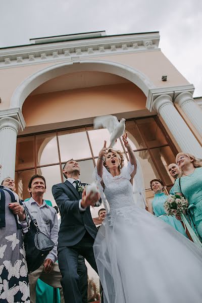 Wedding photographer Konstantin Uvarov (kostyan654). Photo of 1 March 2019