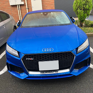 TT RS クーペ A6