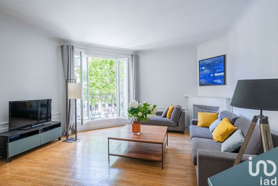 Vente appartement 4 pièces 83 m² à Paris 15ème (75015), 850 000 €