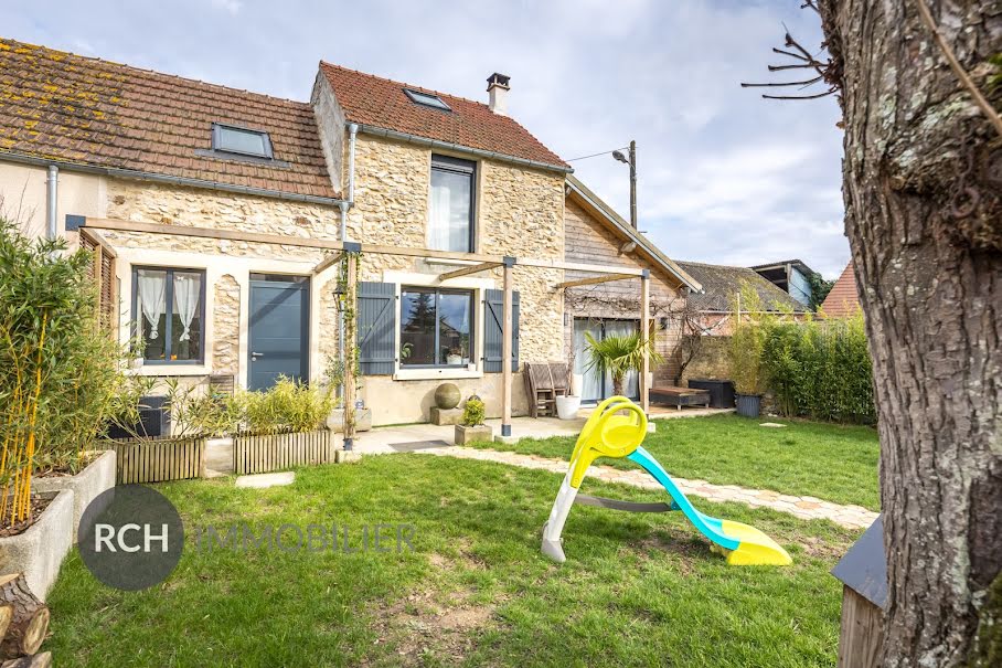 Vente maison 4 pièces 96 m² à Houdan (78550), 294 000 €