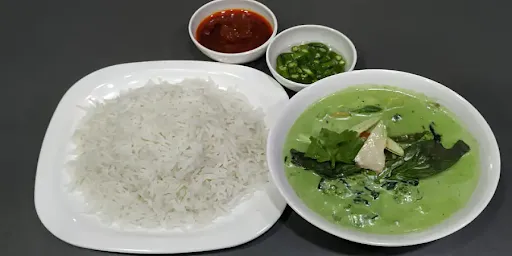 Veg Green Thai Curry With Steamed Rice