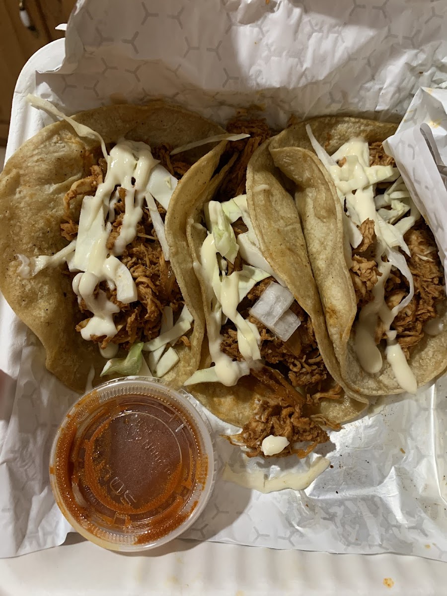 Pollo tanugi taco