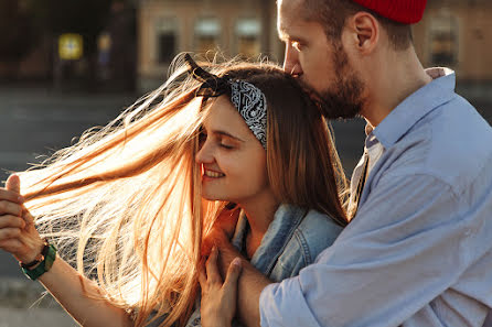 Fotógrafo de casamento Yuliya Istomina (istomina). Foto de 25 de julho 2018