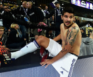 Sportvoedingsdeskundige: "Er moet minimaal 5 à 6 kilo af bij Mitrovic"