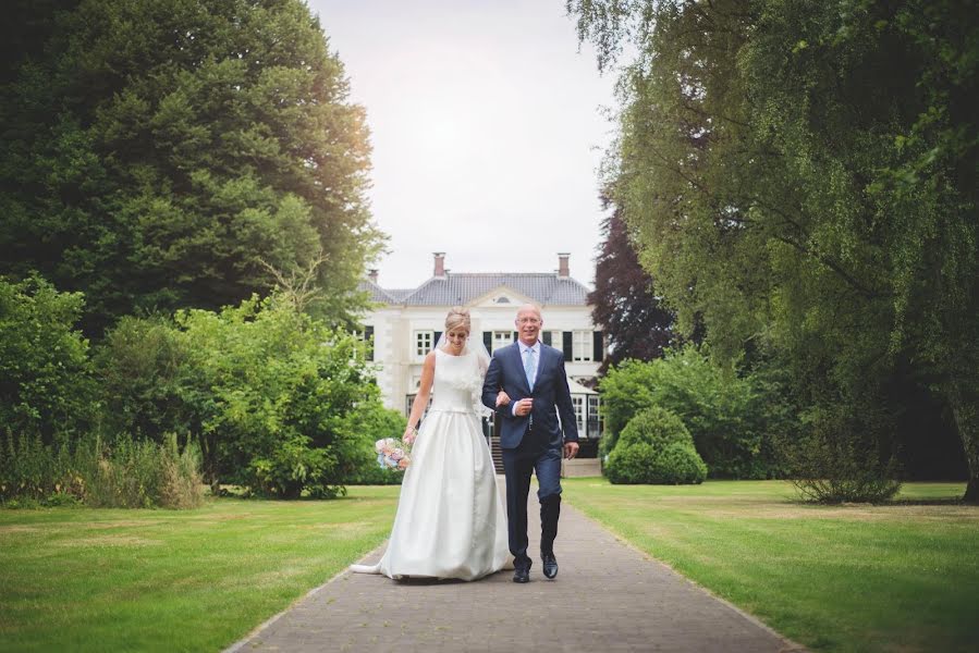 Fotógrafo de casamento Daniëlle Van Eerden (gewoondanielle). Foto de 7 de março 2019