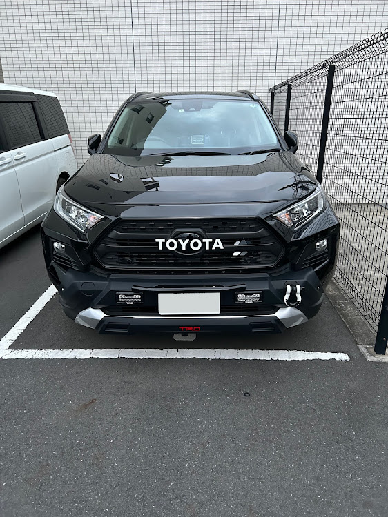 RAV4のTRD・シャックルに関するカスタム事例の投稿画像1枚目