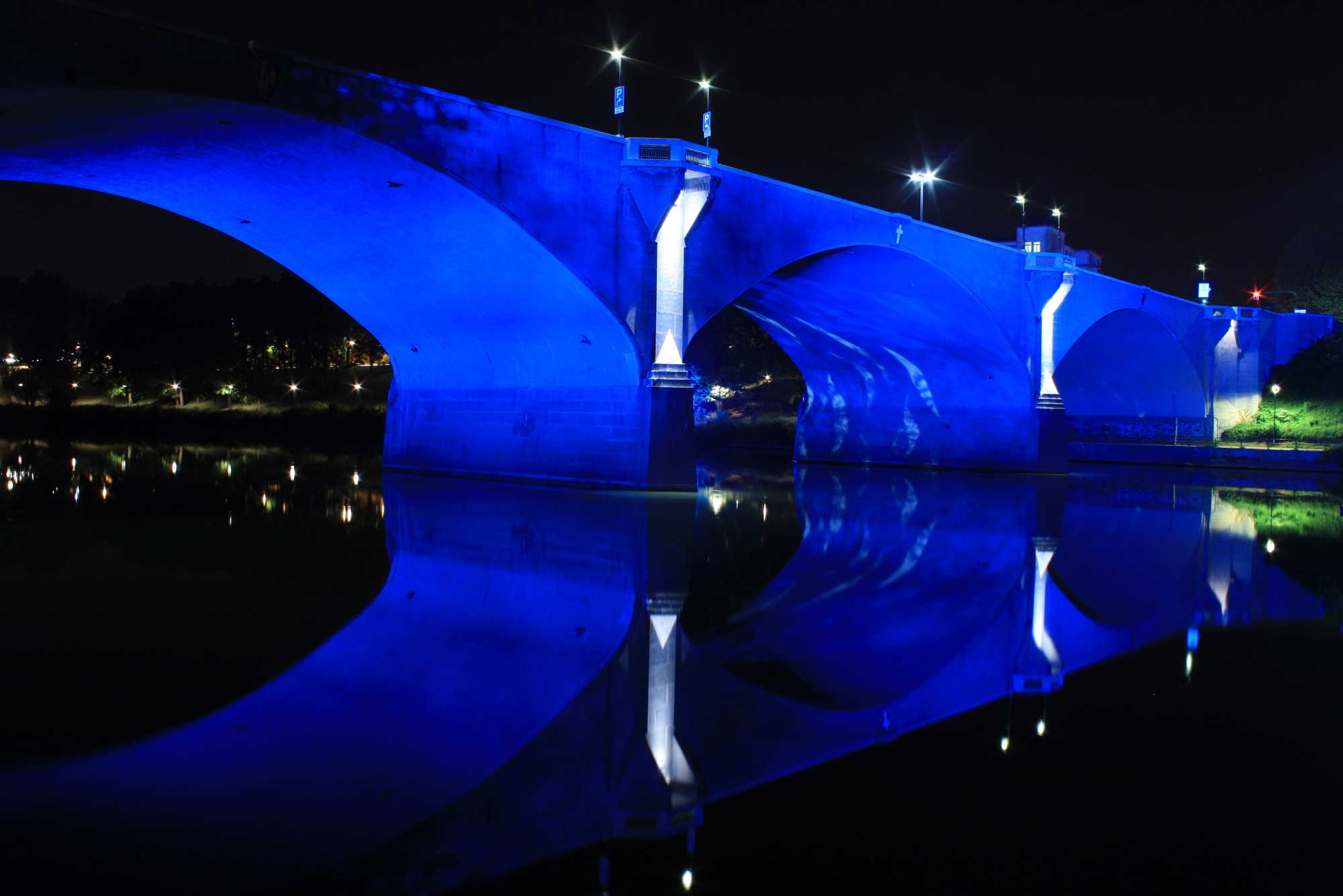 Il ponte in blu di Davide_79