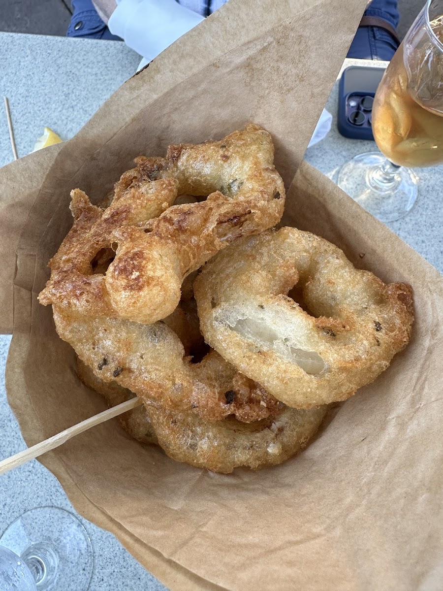 GF onion rings and honey mustard