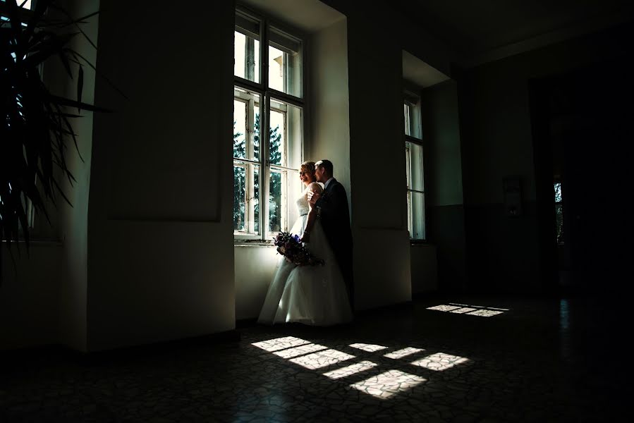 Fotografo di matrimoni Gábor Badics (badics). Foto del 17 aprile 2018