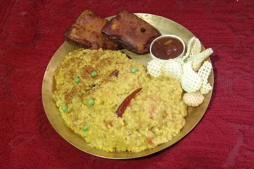 Khichuri With Beguni