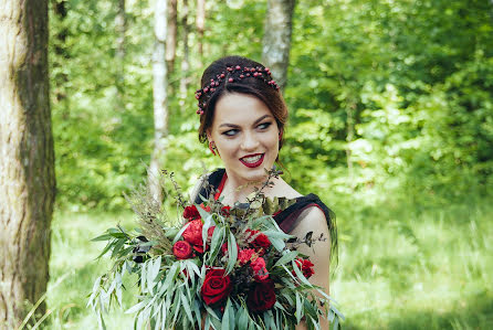 Jurufoto perkahwinan Oleksandr Dikhtiar (weddingtrip). Foto pada 18 Jun 2022