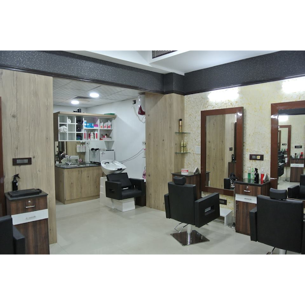 Cele Studios, Uni Salon photo 