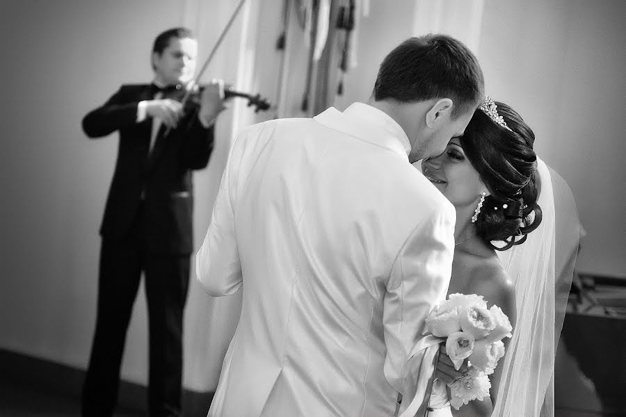 Wedding photographer Aleksey Chervyakov (amulet9). Photo of 27 November 2013