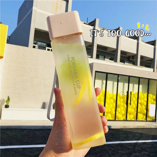 Title 1, Creative Square Water Bottle Portable Anti-fall...