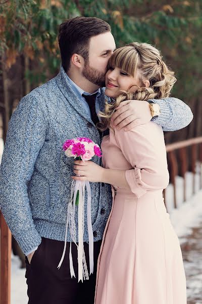 Fotografo di matrimoni Olga Kilina (isabelleeugeneee). Foto del 19 gennaio 2015