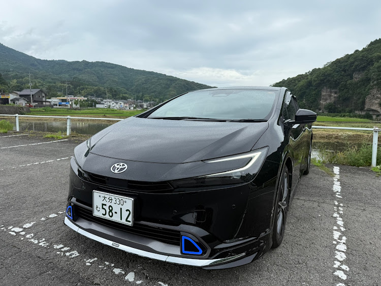 プリウスのプリウス・60系プリウス・プリウス乗りと繋がりたい・60プリウスに関するカスタム事例の投稿画像2枚目