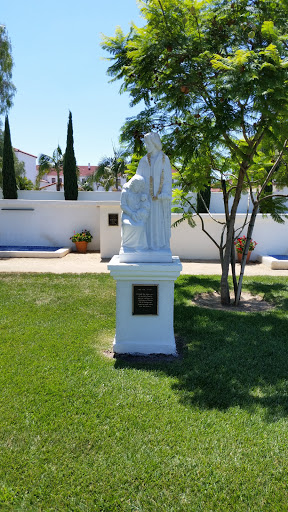 The Holy Family Statue 