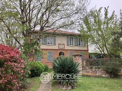 Property with pool 1