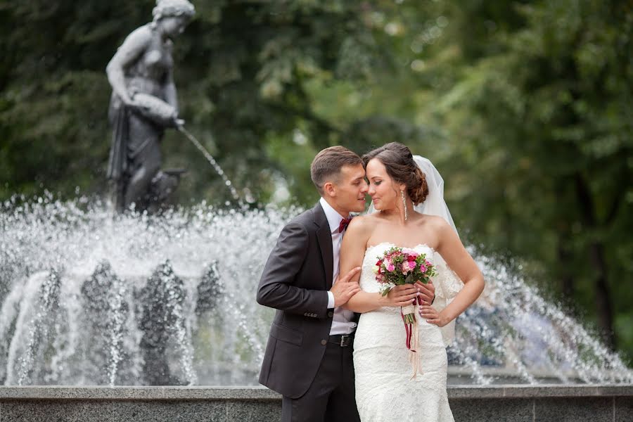 Kāzu fotogrāfs Marina Frolova (wedding-fm). Fotogrāfija: 17. augusts 2015