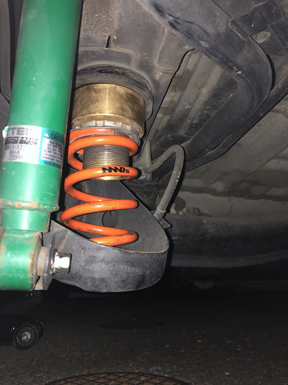 ステップワゴンのDIY・車高調整・バネ交換・温泉に関するカスタム事例の投稿画像5枚目
