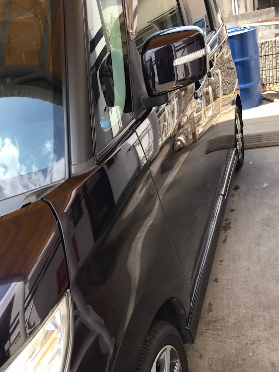 ルークスの車好き女子・車が好きな人と繋がりたい・洗車・いつもイイネ&コメントありがとうございます🙇‍♂️・Simple My styleに関するカスタム事例の投稿画像1枚目