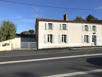 maison à Saint-Georges-de-Pointindoux (85)