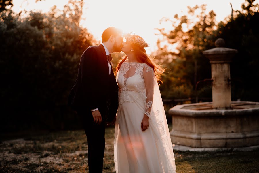 Fotografo di matrimoni Lucrezia Senserini (lucreziasenseri). Foto del 15 ottobre 2019