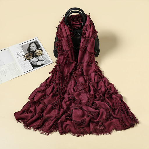 Title 5, Distressed Four Seasons Beggar Style Casual Sca...