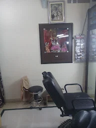 Gaury Beauty Parlour photo 2