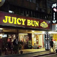 Juicy Bun Burger