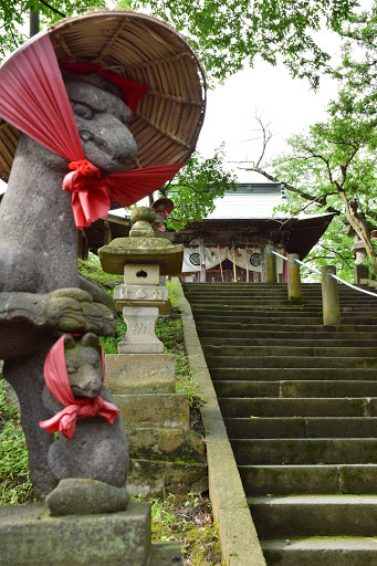 鶴ヶ城稲荷神社